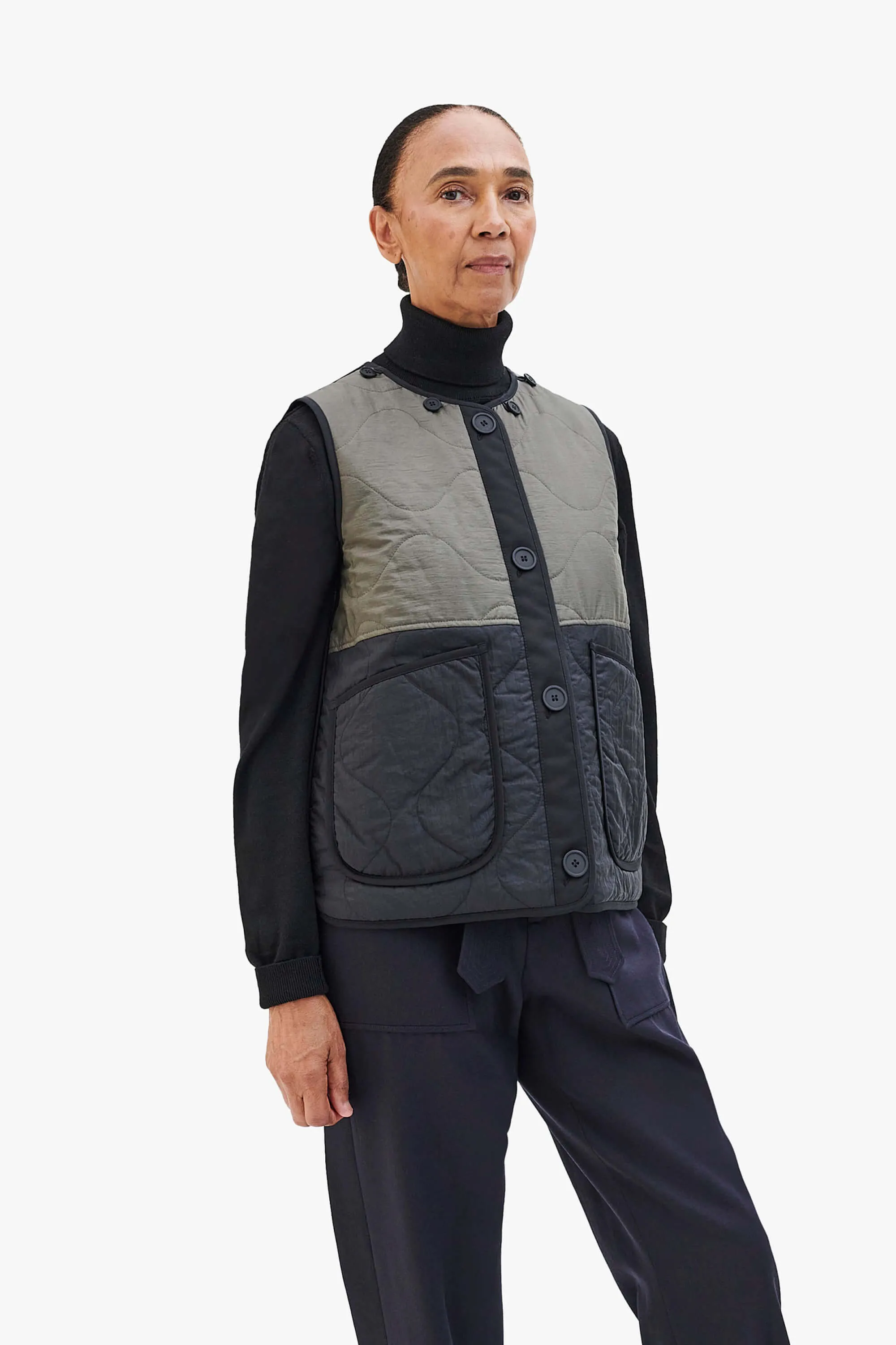 Quilt Liner - Dark Olive / Navy